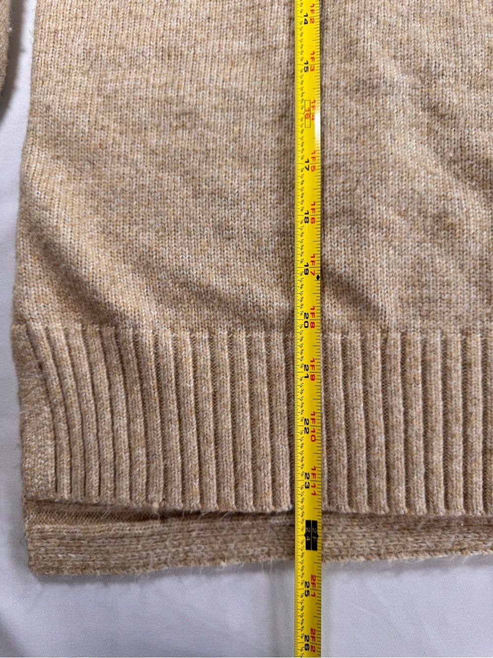 Tahari camel v neck sweater women’s large cozy knit sweater - Picture 2 of 6